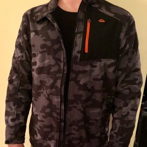 SNOZU Men’s Performance Jacket Camo Size XL